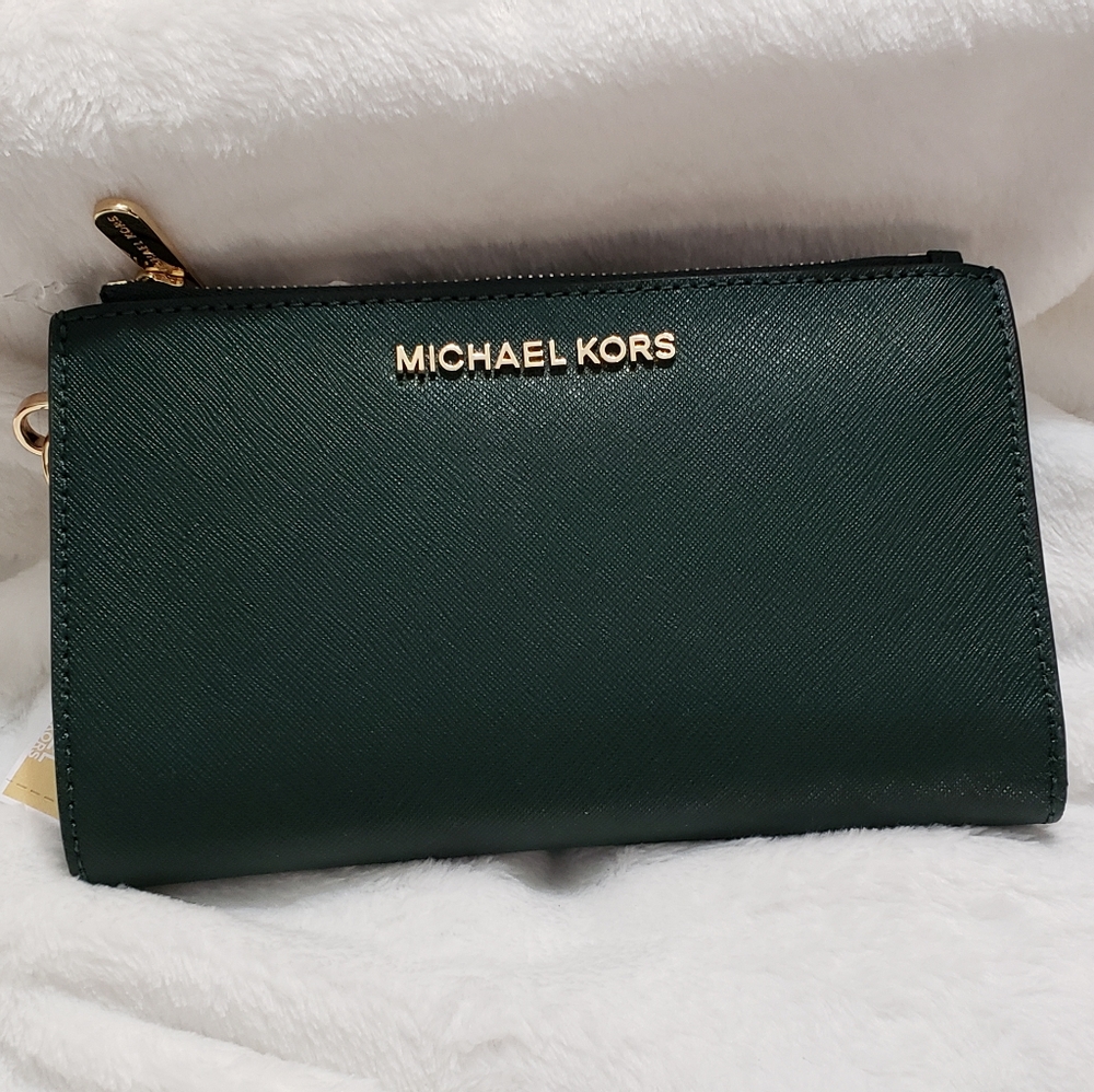 Michael Kors Double Zip Leather Wallet
